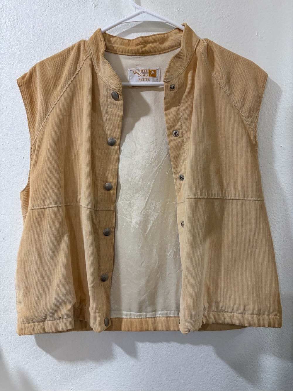 White Stag Petite Sleeveless Corduroy Vest in Light Tan
